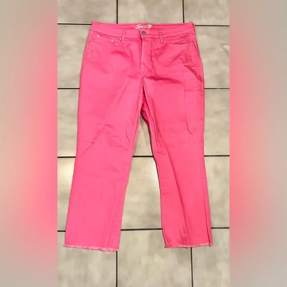 NWOT Pink Ankle Cropped Jeans - Picture 5 of 5